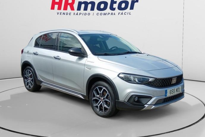 FIAT TIPO Cross