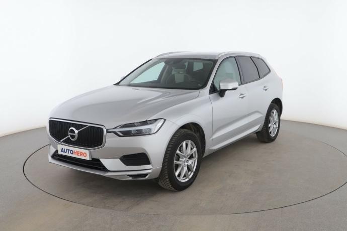 VOLVO XC60 2.0 D4 Momentum AWD