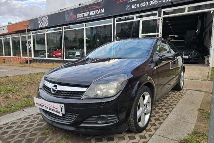 OPEL ASTRA GTC Sport 1.9 CDTi 120 CV