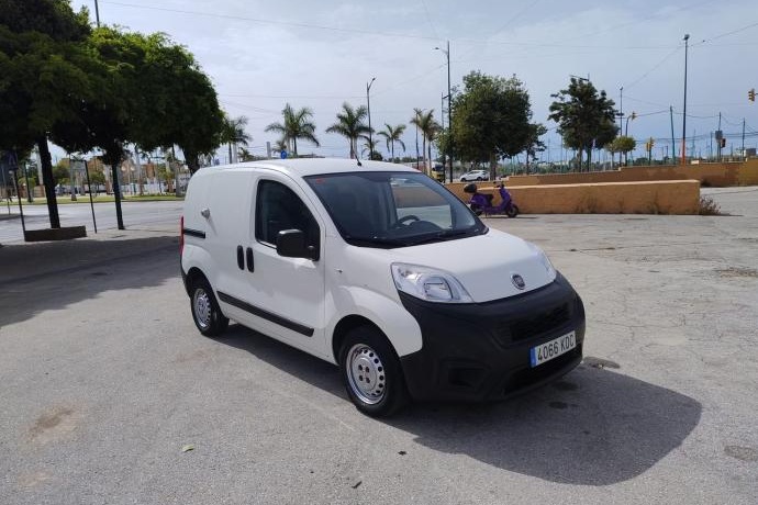 FIAT FIORINO FIAT Fiorino Cargo Base 1.3 Mjet 80 CV MT5 E6