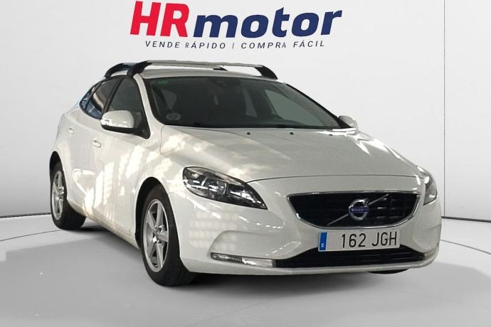 VOLVO V40 KINETIC