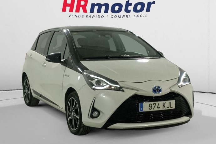 TOYOTA YARIS Active