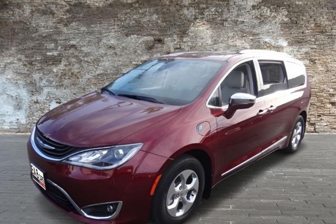 CHRYSLER PACIFICA Hybrido 3.6l V6 Touring