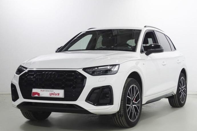 AUDI Q5 Black Line 55 TFSIe quattro 270 kW (367 CV) S tronic