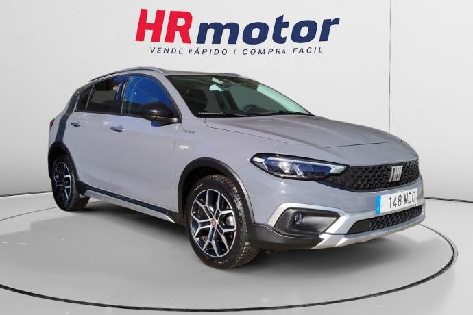 FIAT TIPO Cross