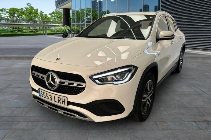 MERCEDES-BENZ GLA GLA 250 e