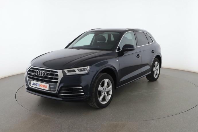 AUDI Q5 40 TDI quattro S line