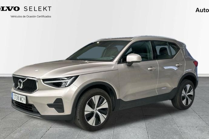 VOLVO XC40 Core, T2 manual, Gasolina