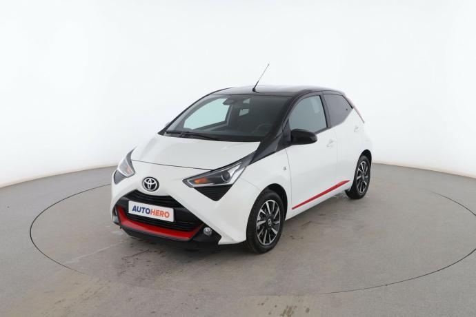TOYOTA AYGO 1.0-VVT-i X-Cite