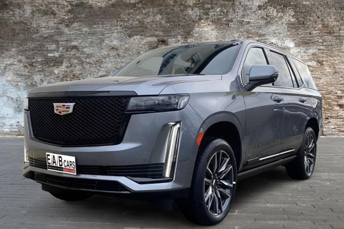 CADILLAC ESCALADE 6.2 L V8 SPORT LUXURY