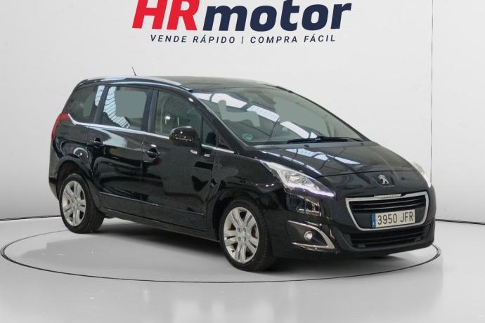 PEUGEOT 5008 1.6 BlueHDi Style 88 kW (120 CV)