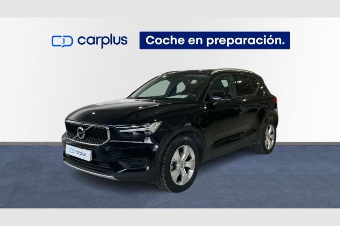 VOLVO XC40 2.0 T4 Momentum Auto