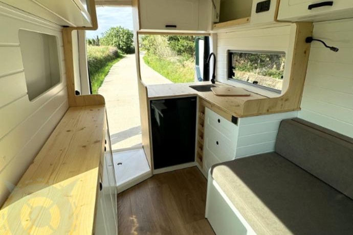 VOLKSWAGEN CRAFTER 4motion (4x4) 170cv