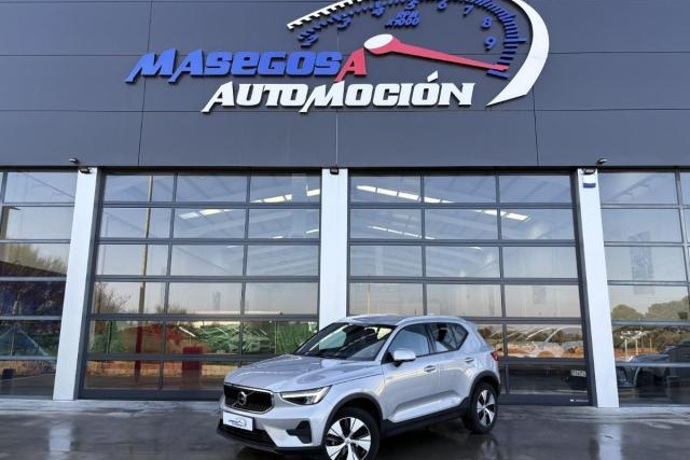VOLVO XC40 T2 1.5 Core 130cv AUTO