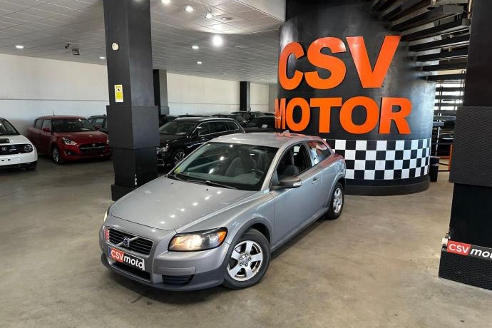 VOLVO C30 1.6D MOMENTUM