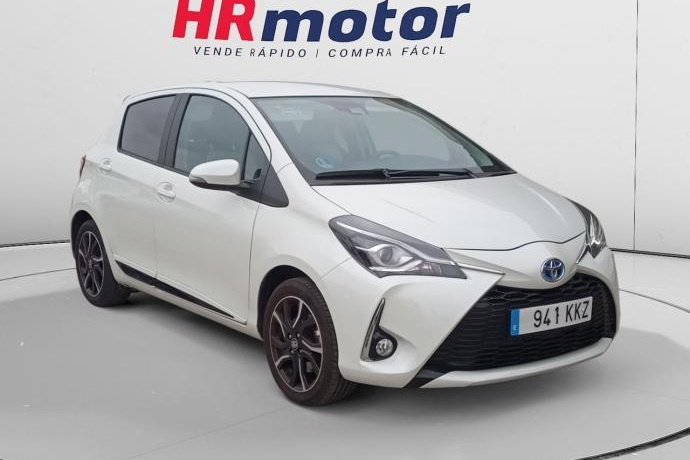 TOYOTA YARIS Hybrid Feel