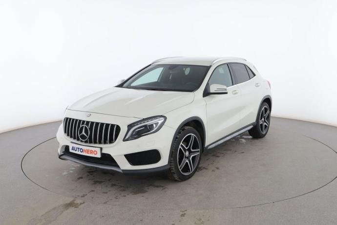 MERCEDES-BENZ GLA GLA 200 d AMG Line