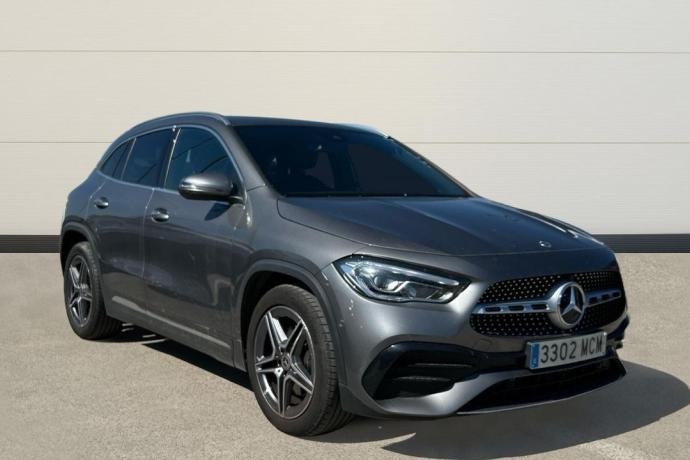MERCEDES-BENZ GLA 2.0 GLA 200 D DCT 150 5P