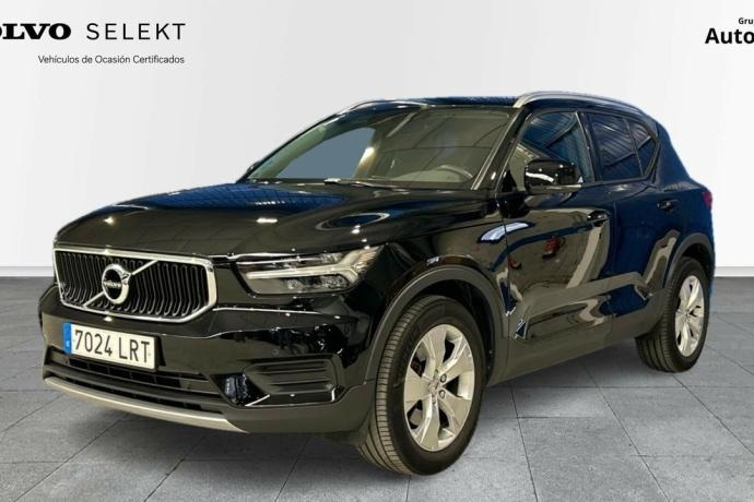 VOLVO XC40 2.0 B4 G MOMENTUM AUTO 5P