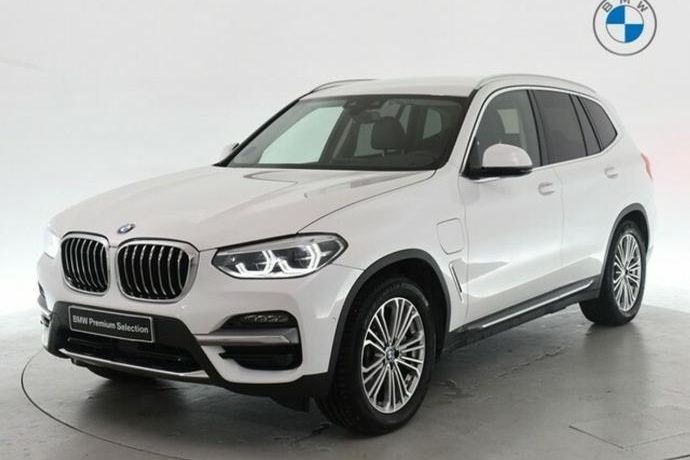 BMW X3 xDrive30e 215 kW (292 CV)