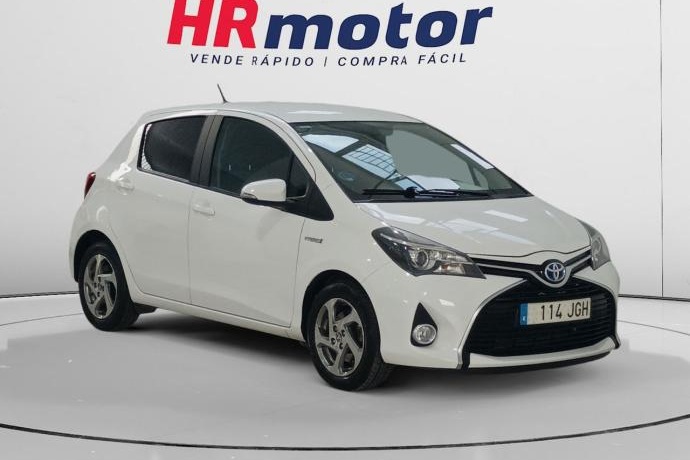 TOYOTA YARIS Active