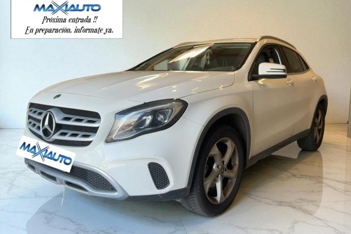MERCEDES-BENZ GLA 200 D 136 CV URBAN LINE AUTO