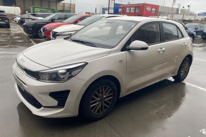 KIA RIO 1.0 T-GDi 74kW (100CV) MHEV iMT Concept