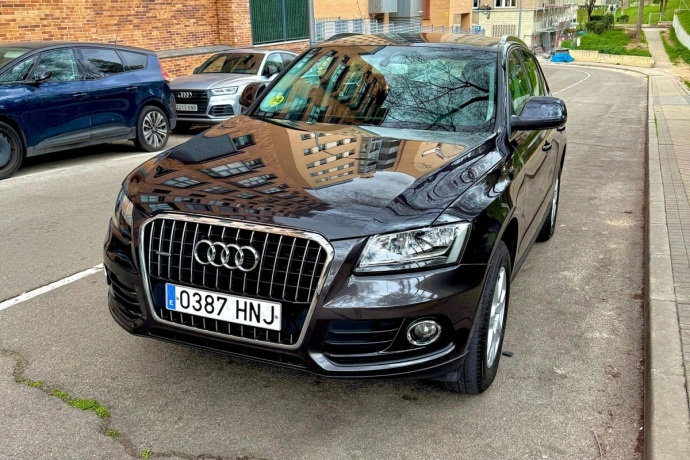 AUDI Q5 2.0TDI quattro Advance S-Tronic