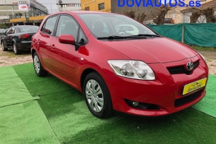 TOYOTA AURIS 2.0 D-4D SOL