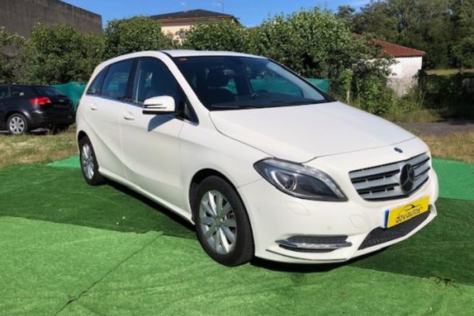 MERCEDES-BENZ B 180 CDI