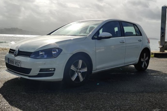 VOLKSWAGEN GOLF 1.6 ADVANCE