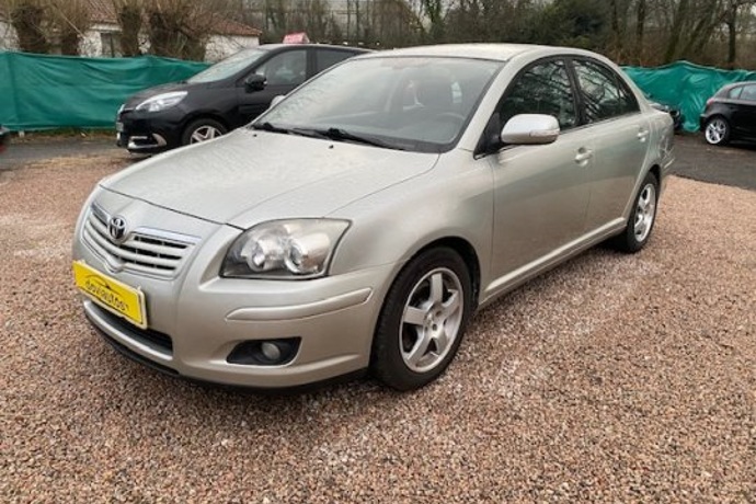 TOYOTA AVENSIS 2.0 D-4D ACTIVE