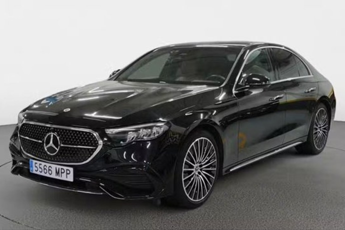 MERCEDES-BENZ E 220 d (197 CV) Pack AMG