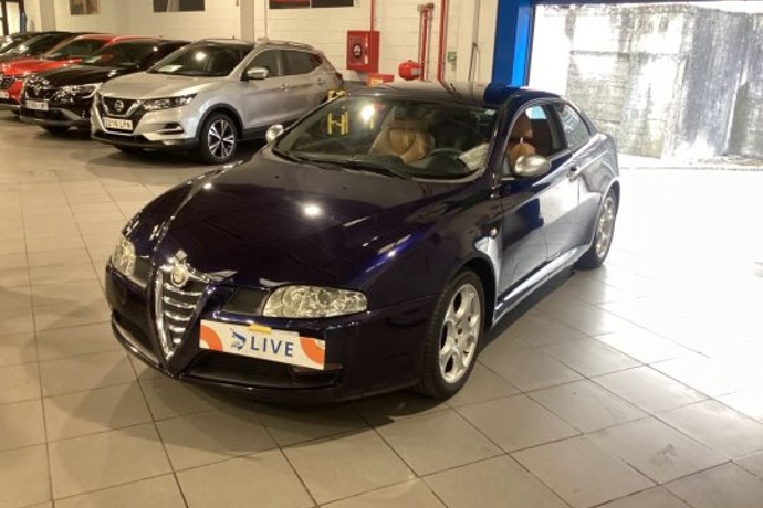 ALFA ROMEO GT 1.9 JTD DISTINCTIVE