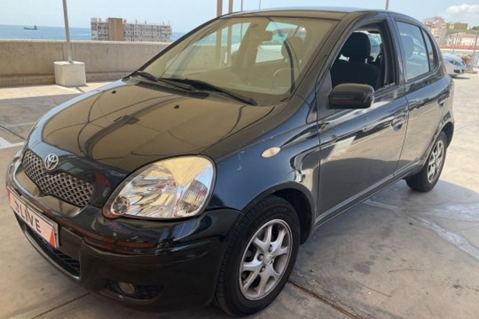 TOYOTA YARIS 1.4 D-4D SOL