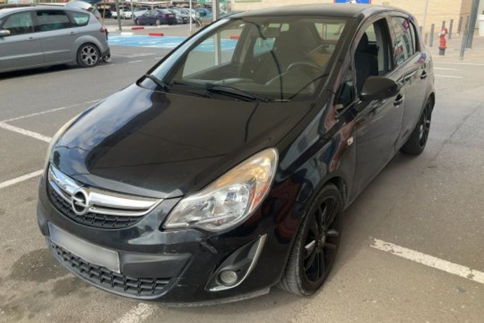 OPEL CORSA 1.4 COLOR EDITION